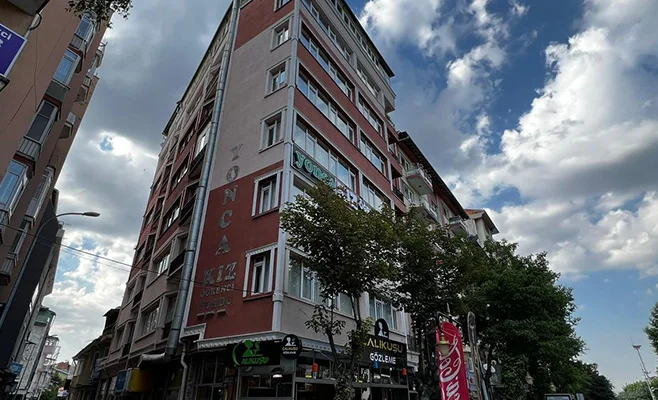Yonca Kız Apart